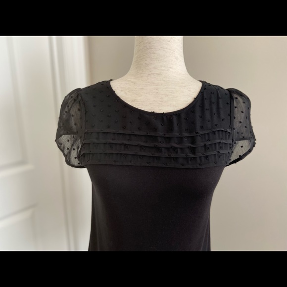 🖤 Elle New Black Top🖤 - Picture 4 of 9